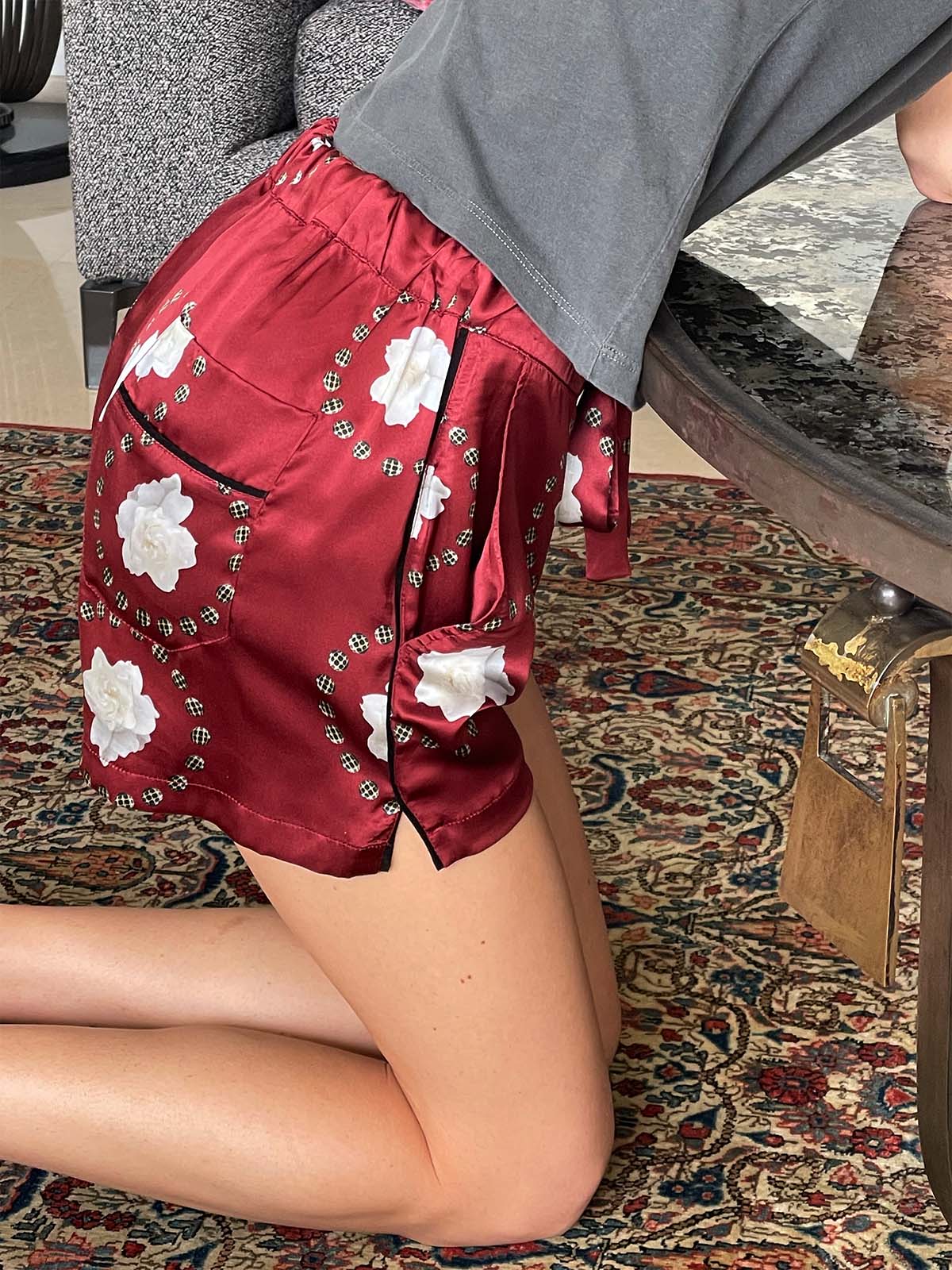 Mike Shorts - Red blanch print